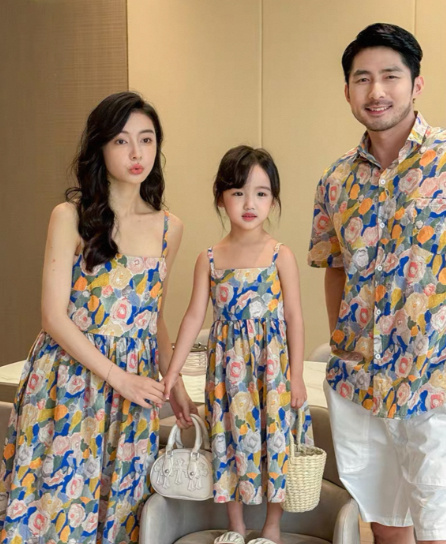 Dopamine Seaside Tyndall-effect Skirt With Print Parent-child Matching Outfits - Image 4