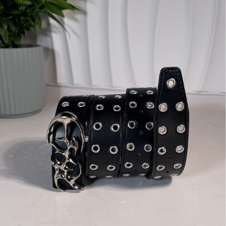 Personality Alien Punk Hollow Eye Rivet Belt Men - Image 2