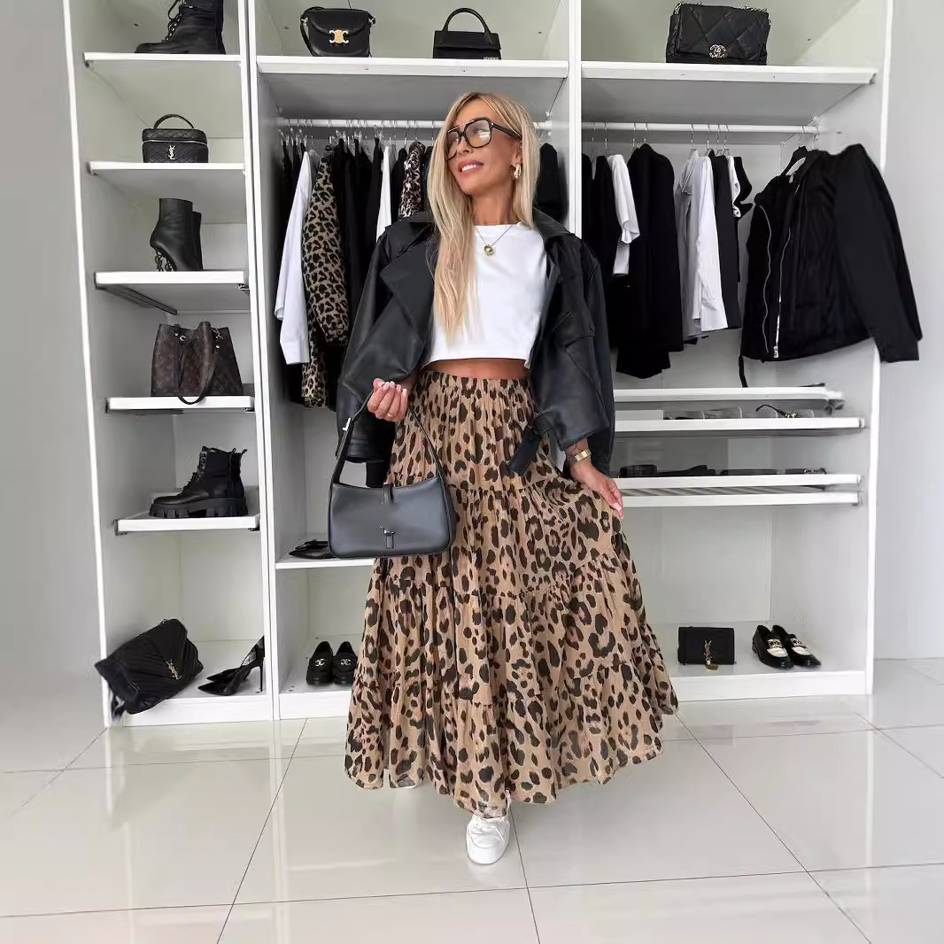 New Autumn Skirt With A Leopard-print Design - Image 3