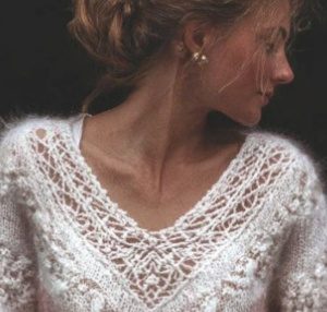 Womens Digitalprint Vneck Loose Sweater With A SoftCozy Feelperfect For Casual Wear