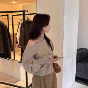 Korean-style Elegant Red Long-sleeve Knit Top With A Slanted Shoulder Design