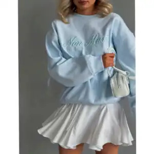 Stylish, Personalized American Retro Sweatshirt With A Distinctive Print Design