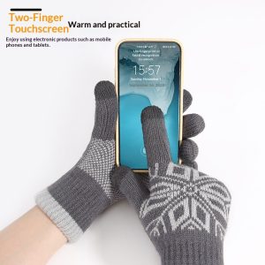 Christmas Double-Layer Touchscreen Gloves, Knitted For Outdoor Winter Warmth