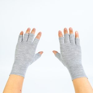 Light Gray Bamboo Fiber Half-finger Compression Gloves