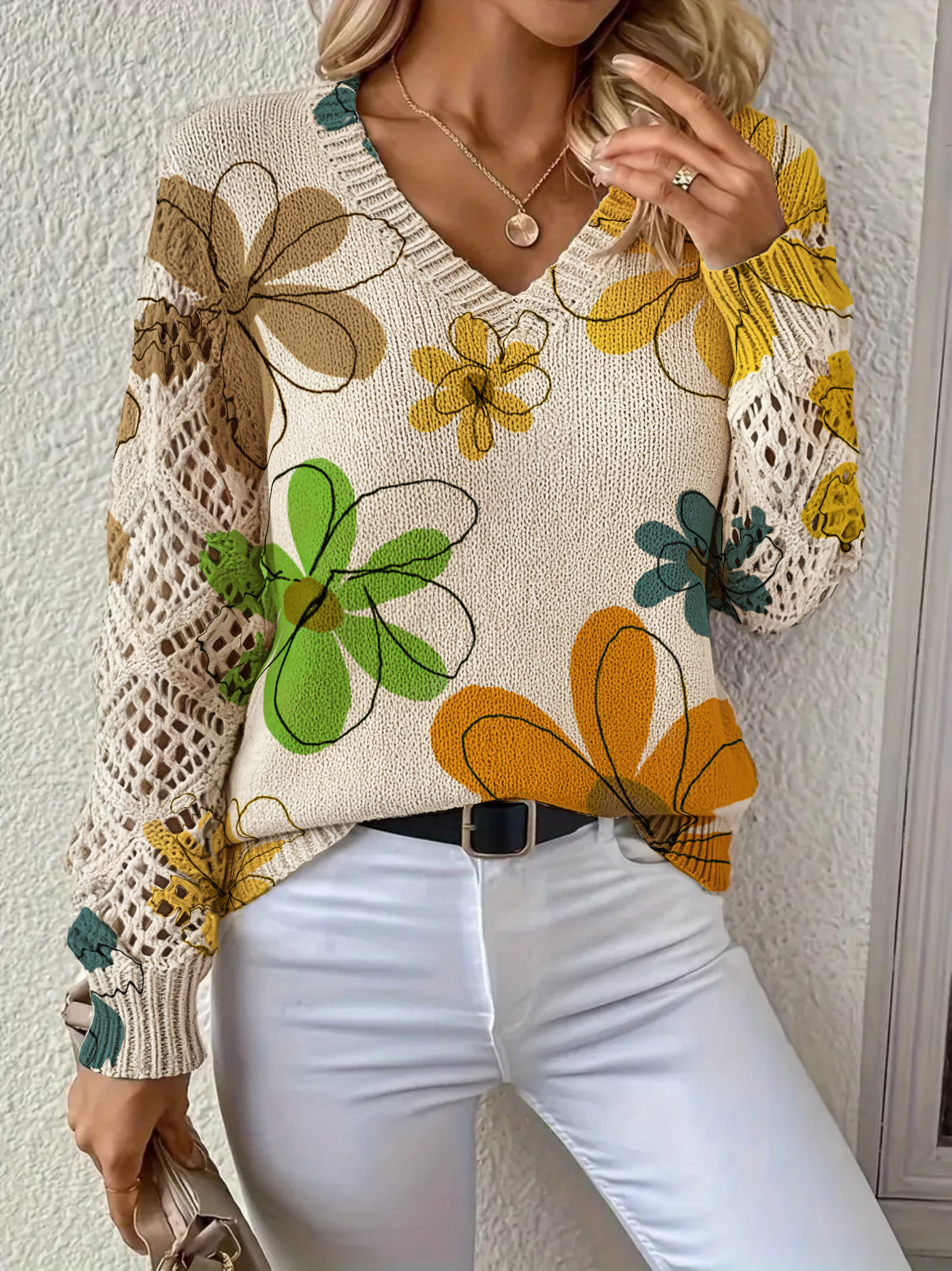 Printed Sweater With A V-neck And Long Sleeves Pullover Style - Image 7