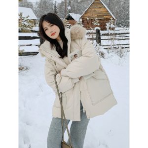 New Thickened Cotton Coat With A Hood And A Big Fur Collar Perfect For Petite Frames