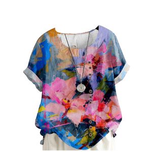 Crew Neck Shirt Pullover Style With A Patchwork Design And Short Sleeves