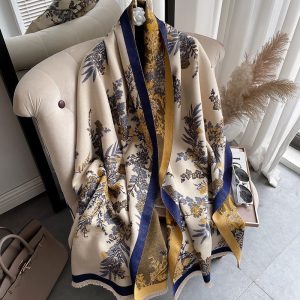 A Thick Warm Floral Tassel Shawl