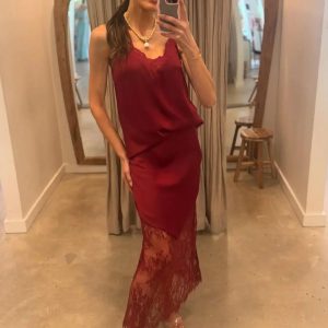 Contemporary Satin High-waist Skirt With A Lace-trimmed Hem