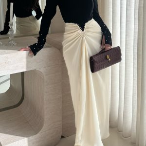 Elegant Sheath Dress With Color-blocking And Pearl Embellishments