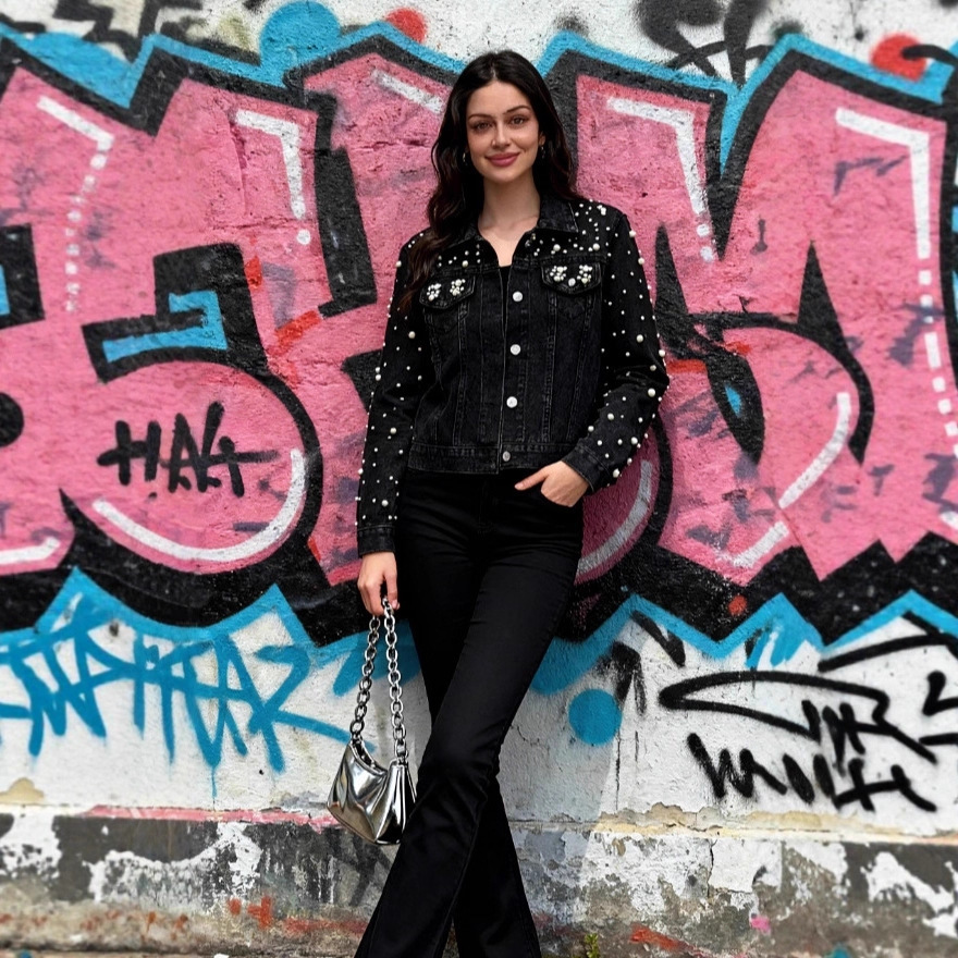 Women's Black Stylish Slim-fit Jacket Top - الصورة 2