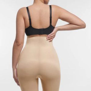 Form-fitting Air-tech Shorts Made From Liquid Spandex