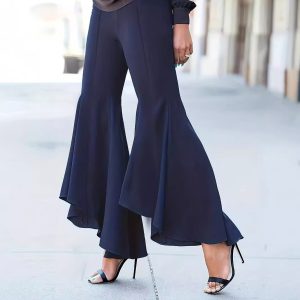 Womens Casual Solid-color Plus-size Flared Shorts For Work And Commuting