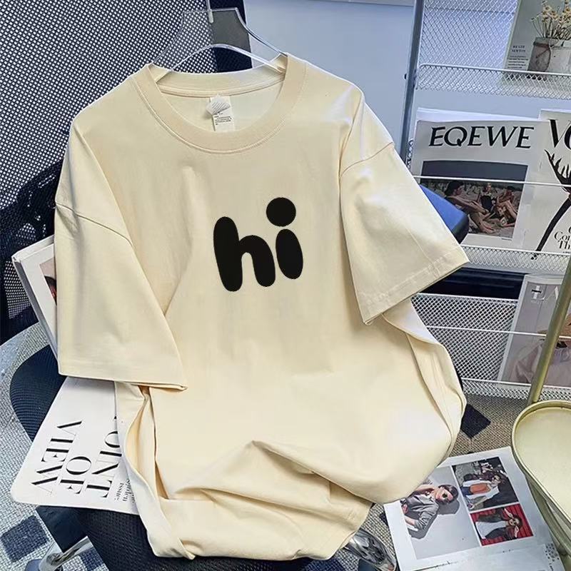 Womens Relaxed Minimalist Short-sleeve Top With A Print