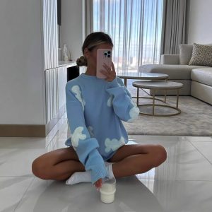 Womens Loose-fitting Long-sleeve Crew-neck Sweater Top