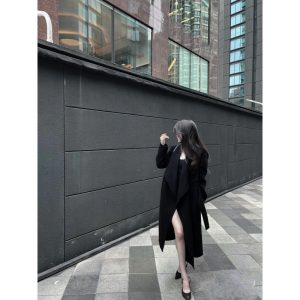 Petite  Hepburn-style Chic Thick Wool Coat