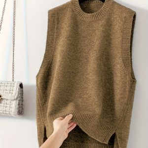 Women's Crew-Neck Loose Sleeveless Knitted Vest Top