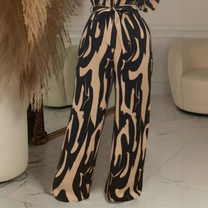 Womens Stylish Wide-leg Jumpsuit With Long Sleeves Floral Print And A Fitted Waist