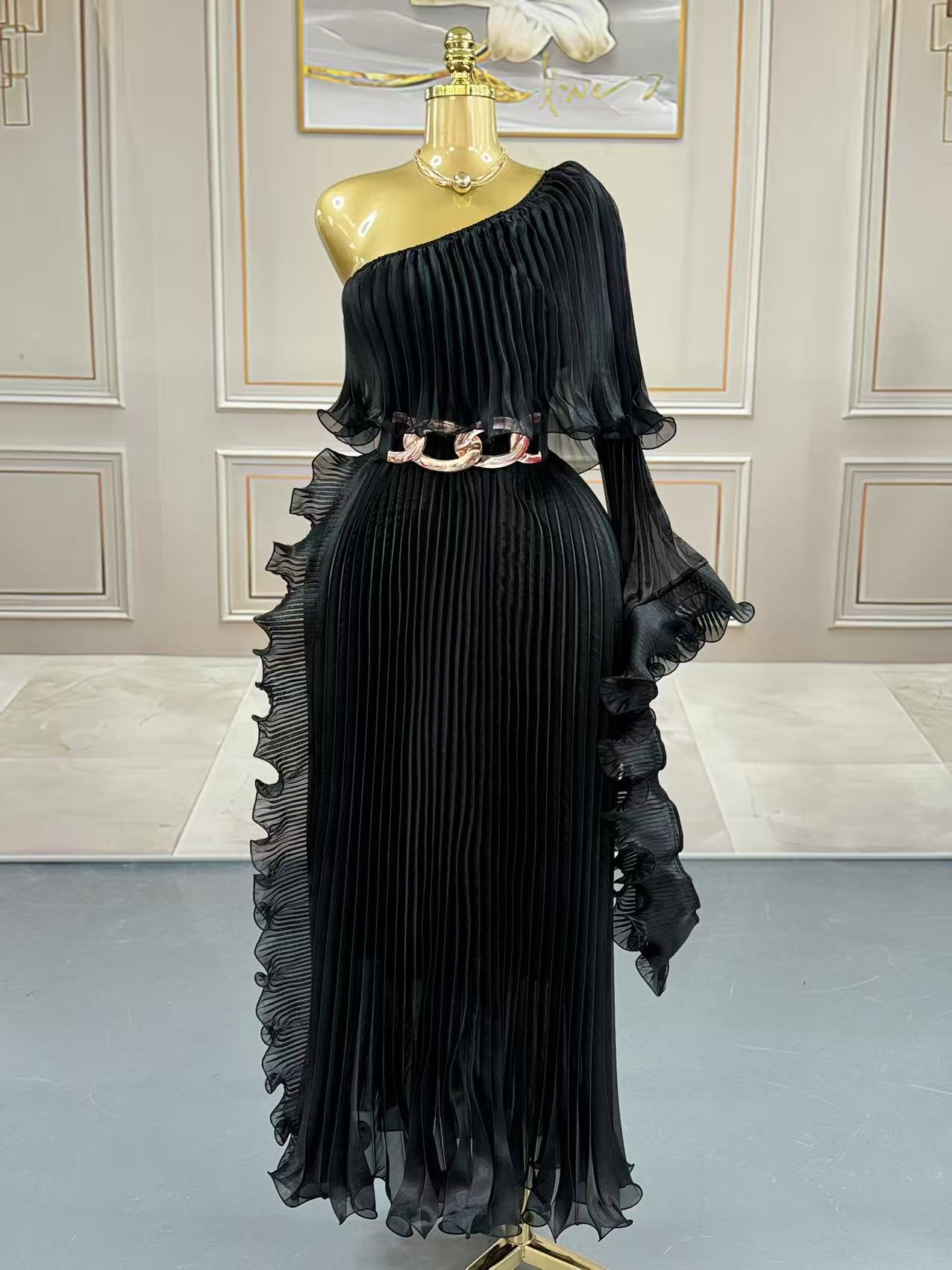 Fashionable One-shoulder Elegant Evening Dress - Image 7