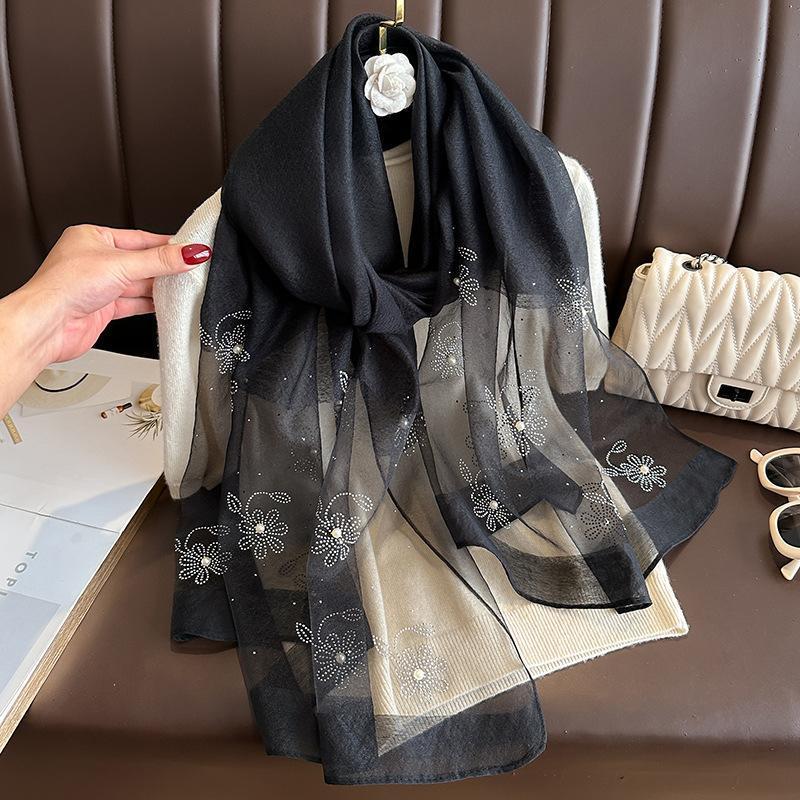 High-end Printed And Beaded Shawlscarf For Outerwear - Image 4