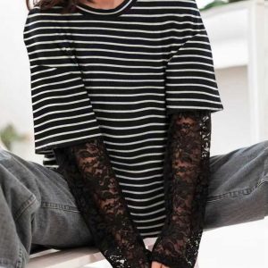 Casual Comfortable And Stylish Lace-panelled Long-sleeve For Commuting