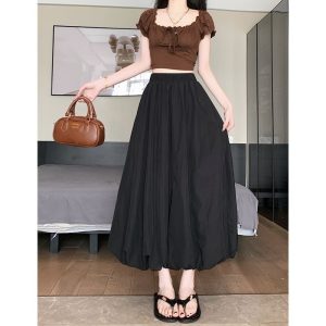 Laidback Voluminous Bud Shaped Midlength Skirt