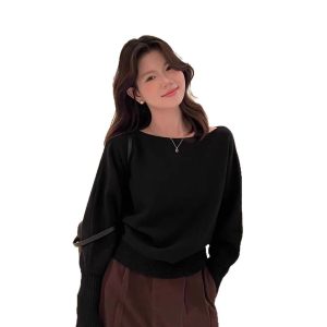 Korean-style Elegant Red Long-sleeve Knit Top With A Slanted Shoulder Design