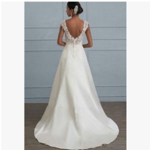 Autumn new white temperament lace dress European wedding bridesmaid backless low collar large size dress long skirt