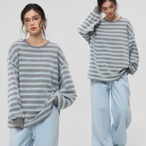 Womens Japanese-style Artistic Two-Tone Striped Long-Sleeve Hoodie