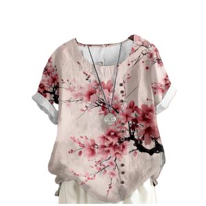 Crew Neck Shirt Pullover Style With A Patchwork Design And Short Sleeves