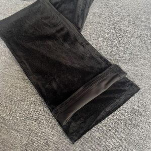 Gold Velvet High-waisted Solid-color Pants Are Slimming And Loose-fitting.