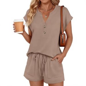 Solid-color V-neck Button-front Short-sleeve Shorts Set