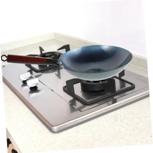 Iron Wok Iron Pot Household Frying Pan Traditional Hand Forged Without Coating Wooden Handle Old-style Non-iron Pot (30cm)