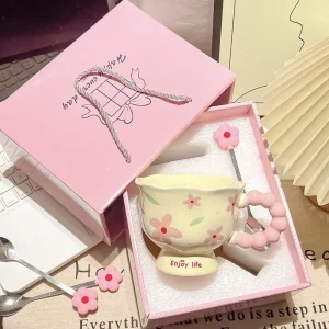 New high-value birthday gifts for girls, tulip ceramic cups, gift boxes, flower mugs