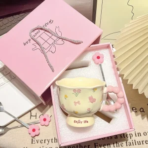 New high-value birthday gifts for girls, tulip ceramic cups, gift boxes, flower mugs