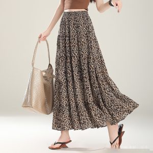 Casual A-line Skirt With An Elastic Waist