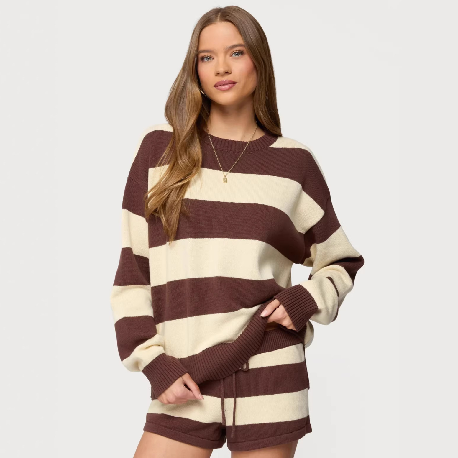 Round Neck Striped Knitted Women's Sweater Set - الصورة 2