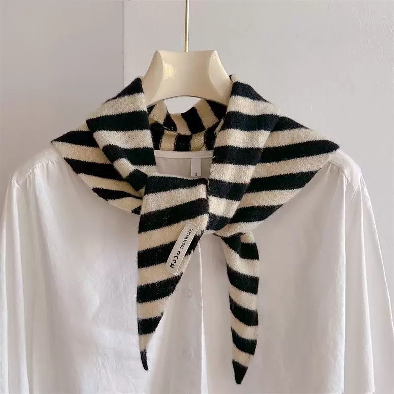 Triangle Scarf For Women Versatile, Warm, And Stylishperfect For Any Look