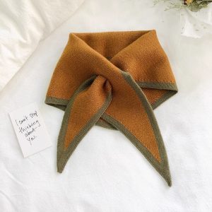 Womens Sweet Mini Triangle Neck Warmer For Winter Cozy Neck ScarfNeckerchief