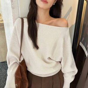 Korean-style Elegant Red Long-sleeve Knit Top With A Slanted Shoulder Design