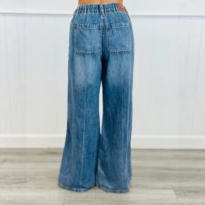 Retro High-waisted Slightly Flared Jeans With A Stretchy Waistband