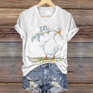 Womens Casual Short-sleeve Top With A Printed Design