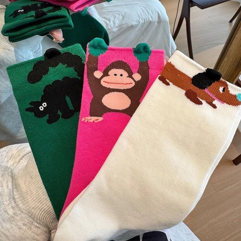 Trendy Illustrated Spring Socks For Women - الصورة 2