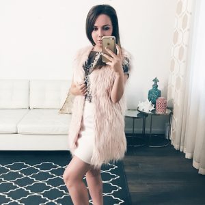 Womens Fashion Faux Fur Vest Mid-Length Fur-Lined Coat