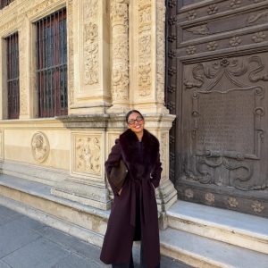 Womens Instagram-hit Wool Coat With A Chic Fur-trimmed Collar