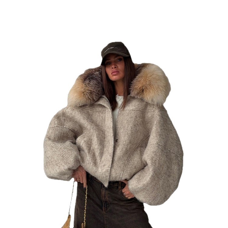 Womens Stylish Woolen Coat With A Big Fur Collar And Zipper - الصورة 5