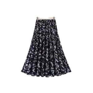 Slimming Pleated Floral Midi Dress