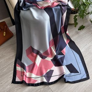 New Silk-look Scarflong Style For Vacation And Sun Protection