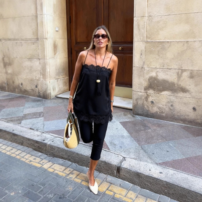 Lace-Trimmed Solid-Color Womens Sexy Strappy Top In A Sassy Chic Style - Image 2