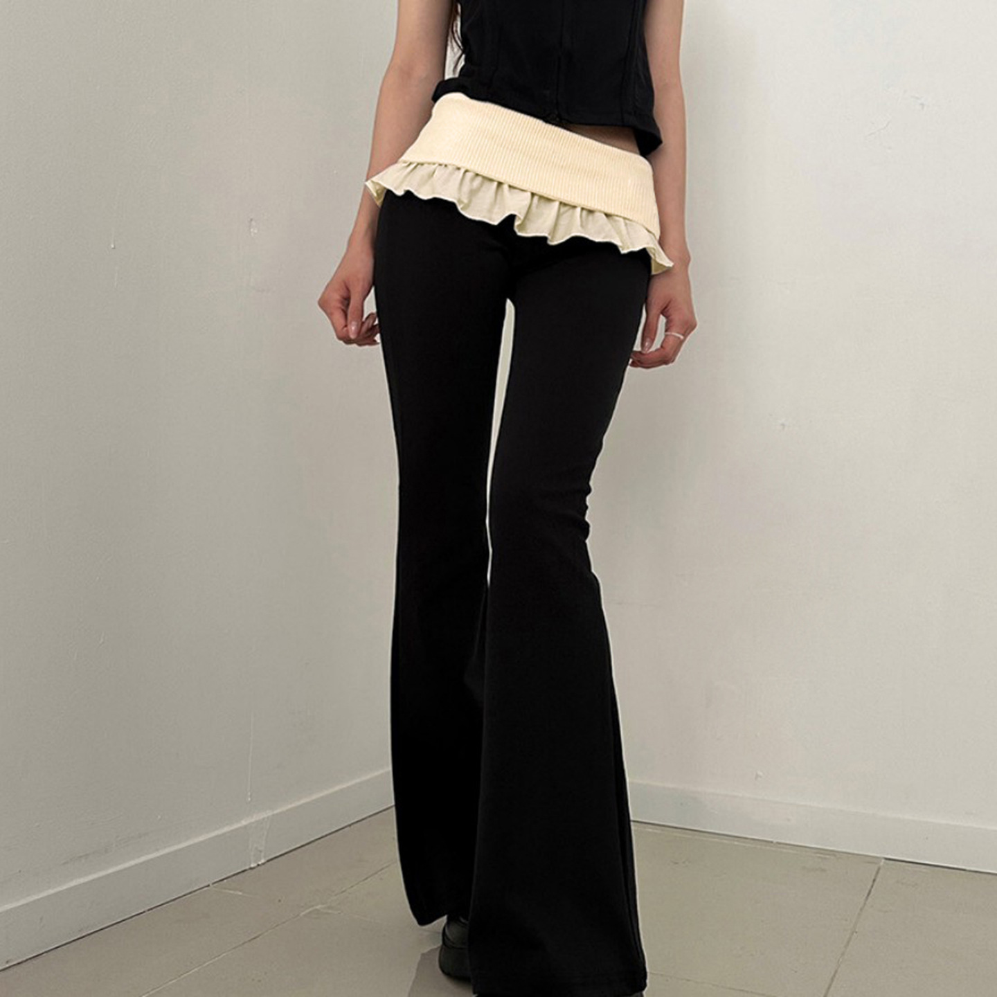 Casual Color-Block Flared Pants With Ruffled Hem And Patchwork Design - الصورة 2